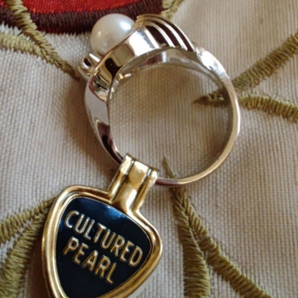 Mid Century Sterling pearl ring NOS